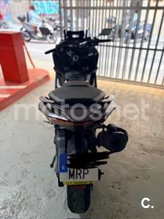 Yamaha TMAX – Vista 6