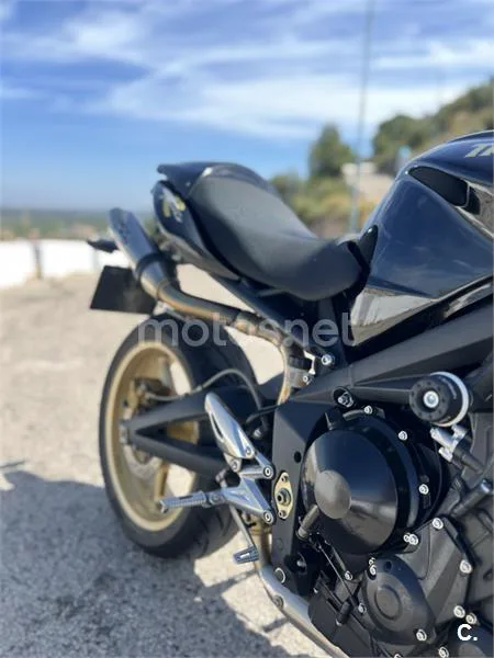 Triumph Street Triple R – Vista 3