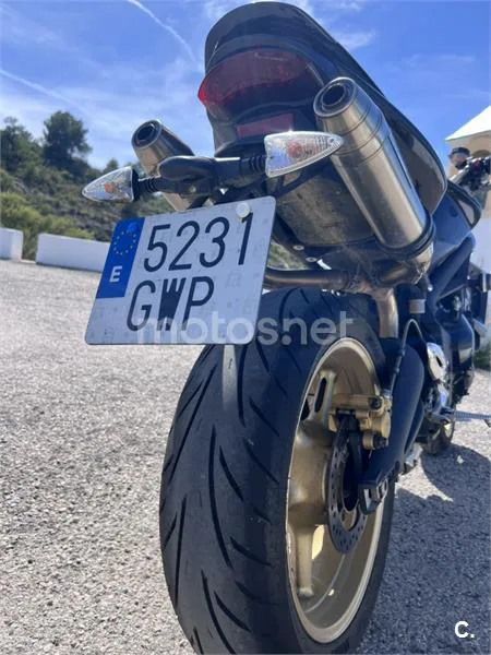 Triumph Street Triple R – Vista 5