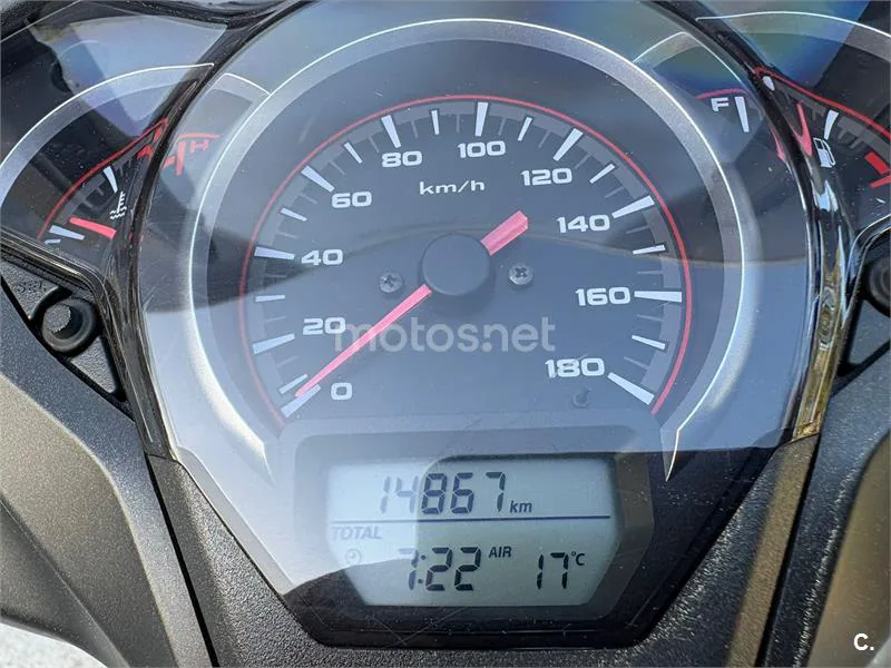 Honda SH 300i – Vista 2
