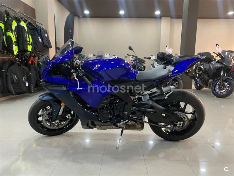 Yamaha R1 – Vista 3