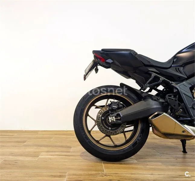 Honda CB 650 R – Vista 3