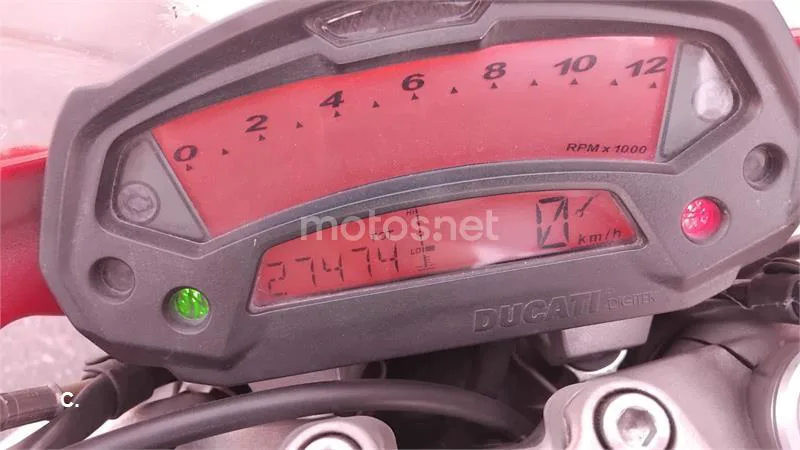 Ducati Monster 695 – Vista 2