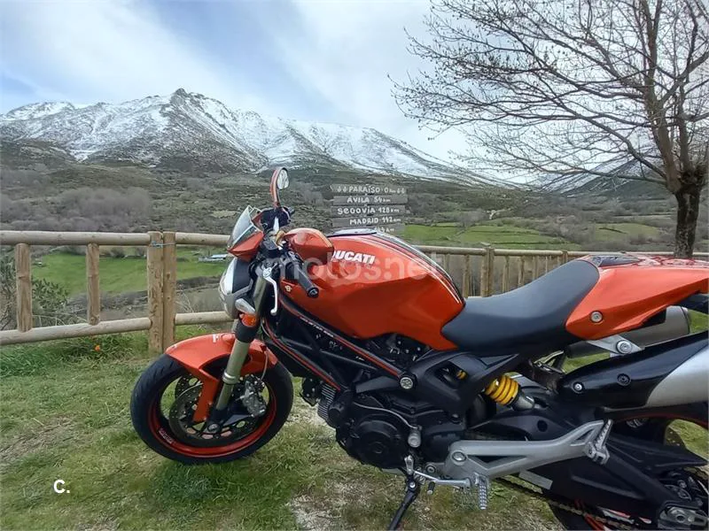 Ducati Monster 695 - Vista 10