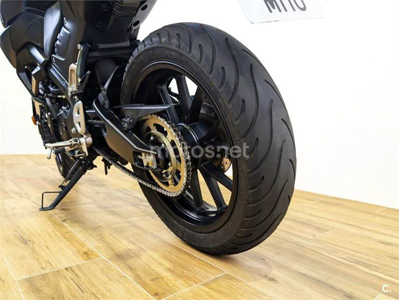 Yamaha MT-125 – Vista 10