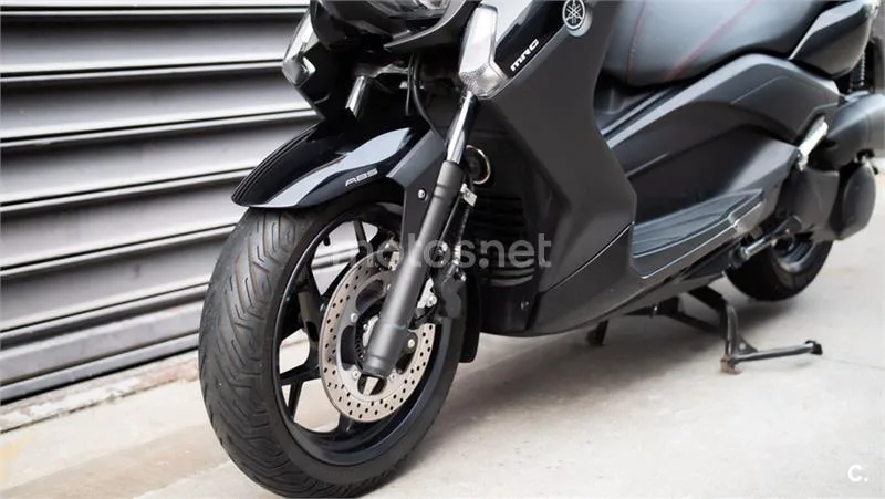 Yamaha XMAX 250 – Vista 16