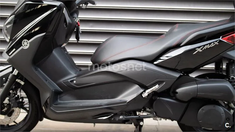 Yamaha XMAX 250 – Vista 17