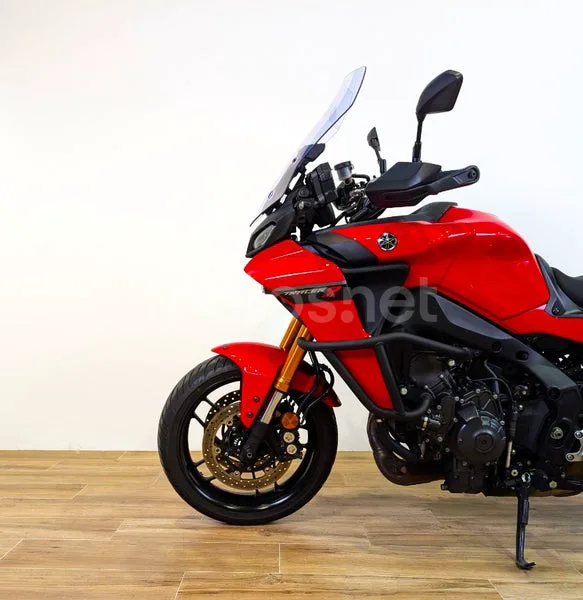 Yamaha Tracer 9 – Vista 8
