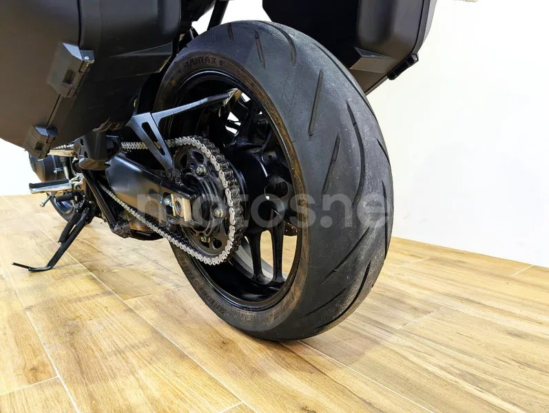 Yamaha Tracer 9 – Vista 10