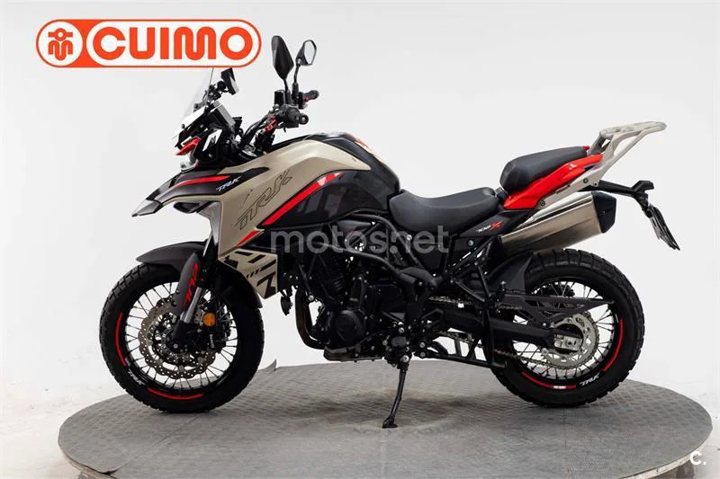 Benelli TRK 702 X – Vista 12
