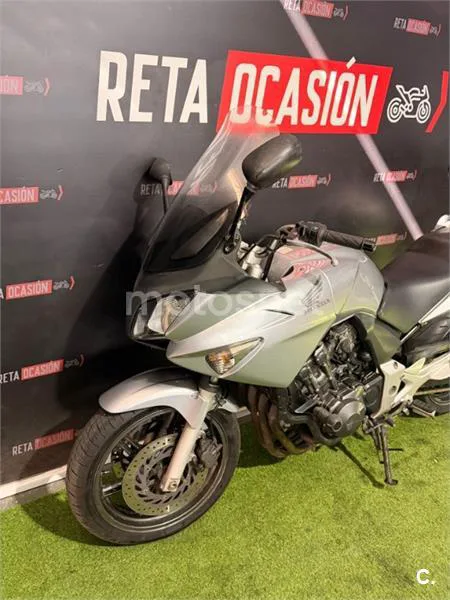 Honda CBF 600 S – Vista 3