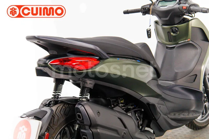 Piaggio Beverly S 400 – Vista 16