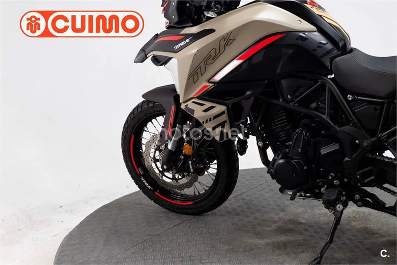 Benelli TRK 702 X – Vista 11