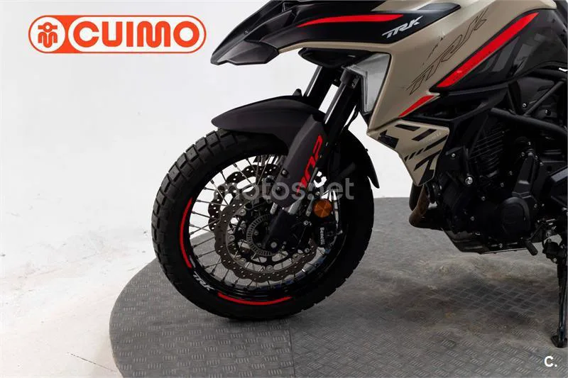 Benelli TRK 702 X – Vista 13