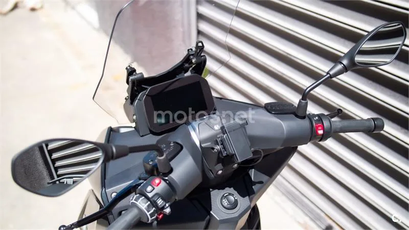 BMW C 400 GT – Vista 17