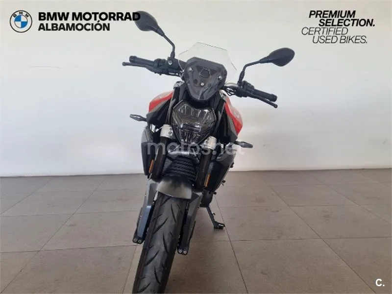 BMW F 900 R – Vista 3
