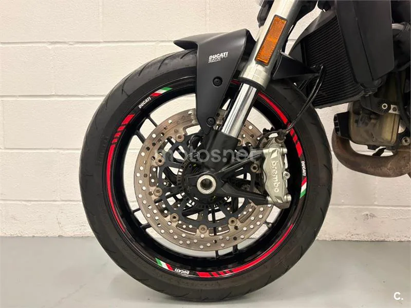 Ducati Monster 821 – Vista 11