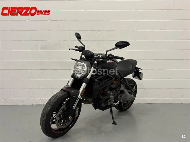 Ducati Monster 821 – Vista 6