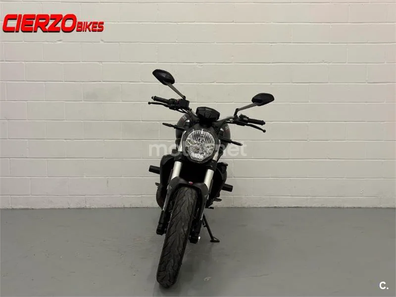 Ducati Monster 821 – Vista 7