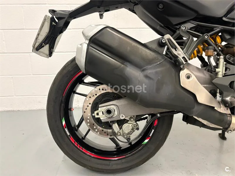 Ducati Monster 821 – Vista 9