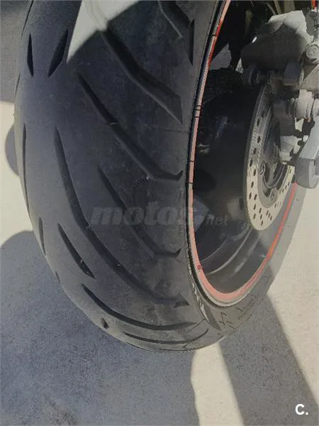 Suzuki GSR 600 – Vista 4