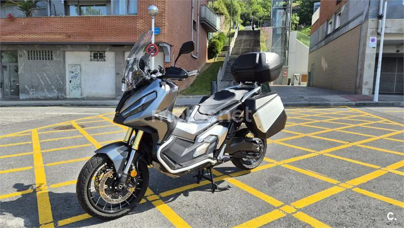Honda X-ADV – Vista 4