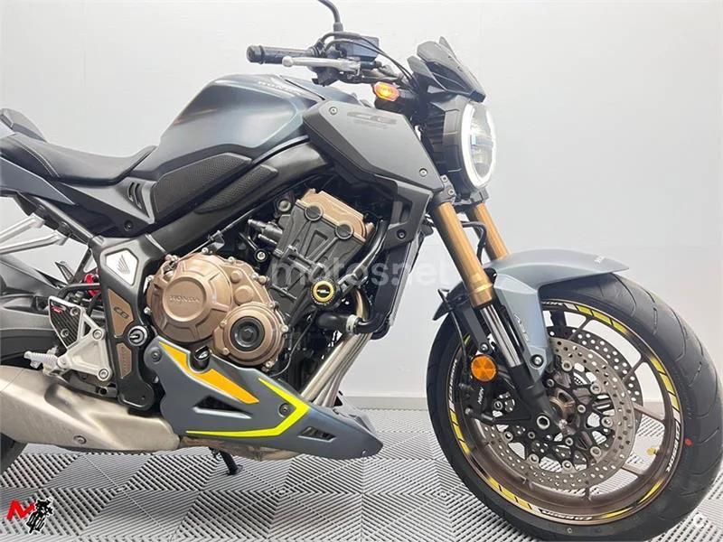 Honda CB 650 R – Vista 3