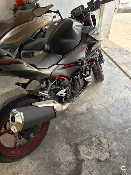Kawasaki Z500 – Vista 3