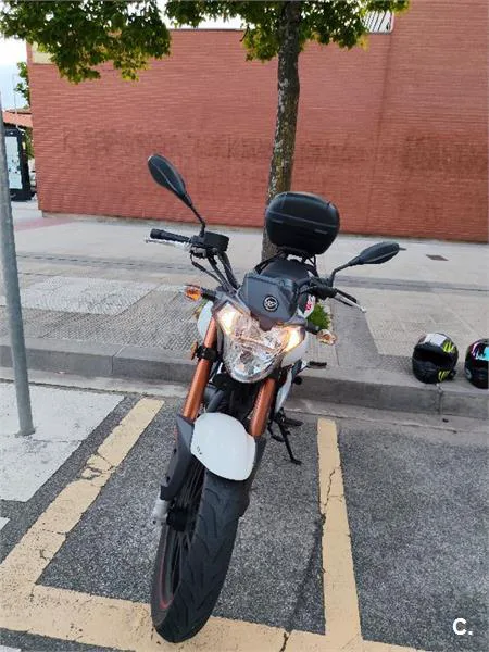 Keeway RKV 125 – Vista 5