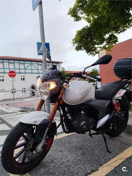 Keeway RKV 125 – Vista 6