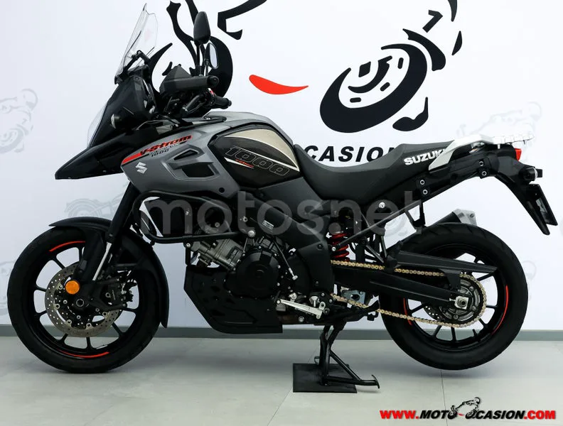 Suzuki V-Strom 1000 – Vista 6