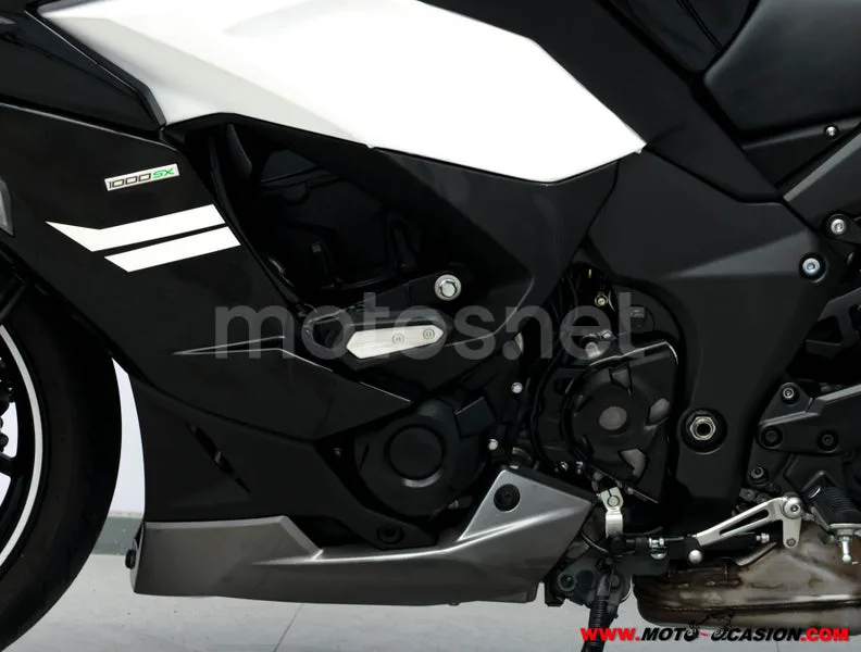 Kawasaki Ninja 1000 SX – Vista 10