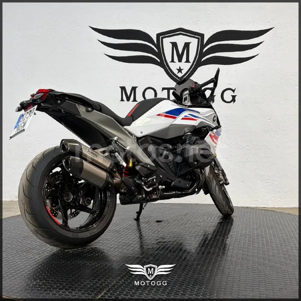 BMW R 1300 RS – Vista 7