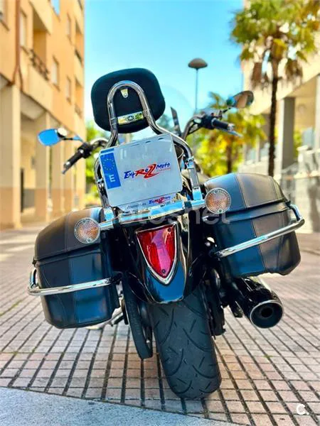 Yamaha XVS 1300A Midnight Star – Vista 14