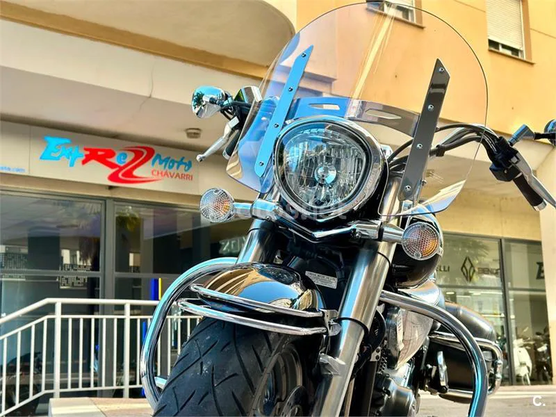 Yamaha XVS 1300A Midnight Star – Vista 29