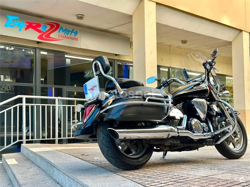 Yamaha XVS 1300A Midnight Star – Vista 6