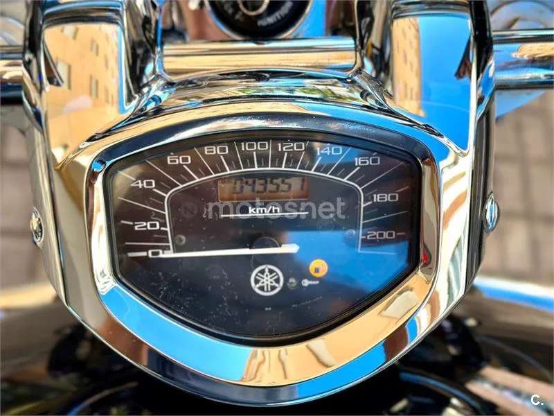 Yamaha XVS 1300A Midnight Star – Vista 7