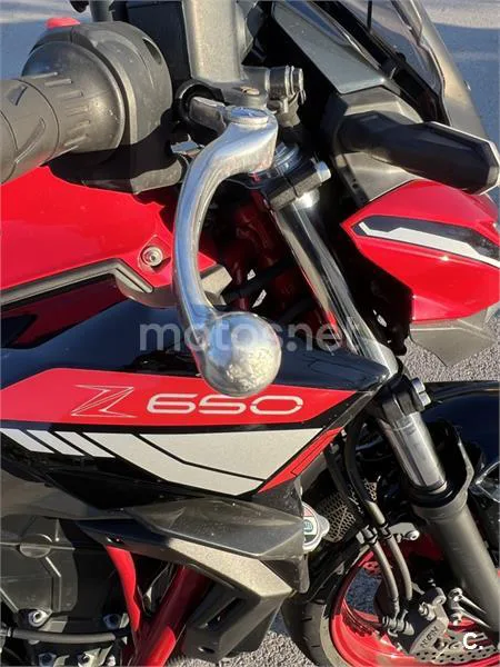 Kawasaki Z650 – Vista 7