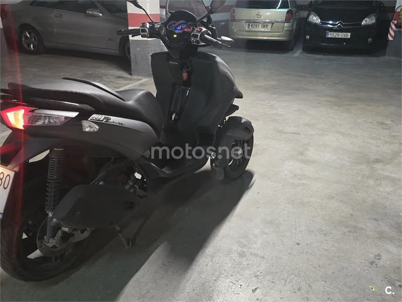 Piaggio MP3 – Vista 4