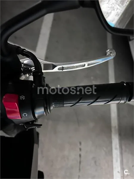 Honda CB 650 R – Vista 3