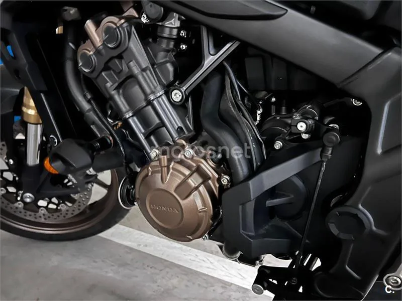 Honda CB 650 R – Vista 5