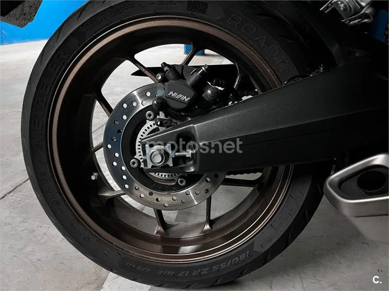 Honda CB 650 R – Vista 8