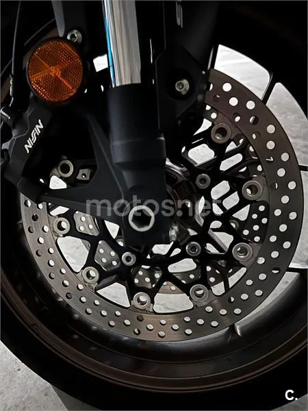 Honda CB 650 R – Vista 10