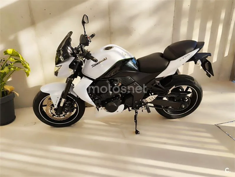 Kawasaki Z750 4000 € 2010 Huelva - 1