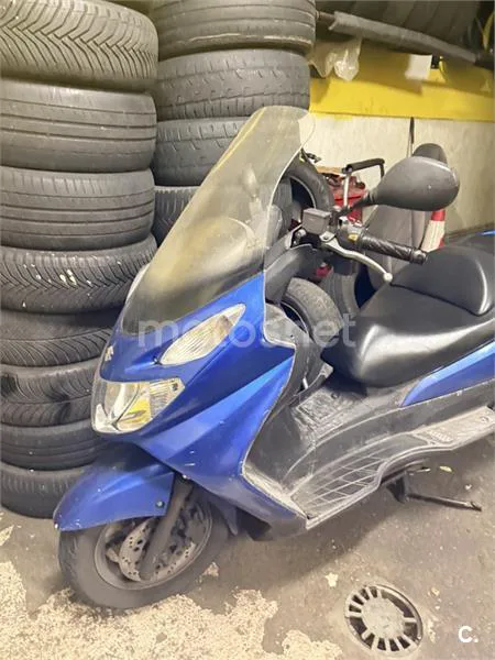 Suzuki Burgman 125 – Vista 2