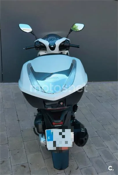 Honda SH 125i – Vista 5