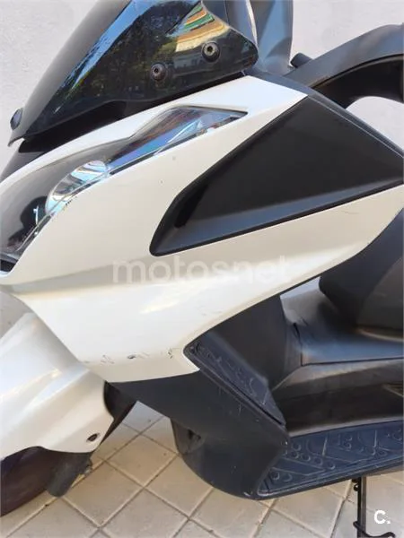 Kymco Super Dink 125 – Vista 4