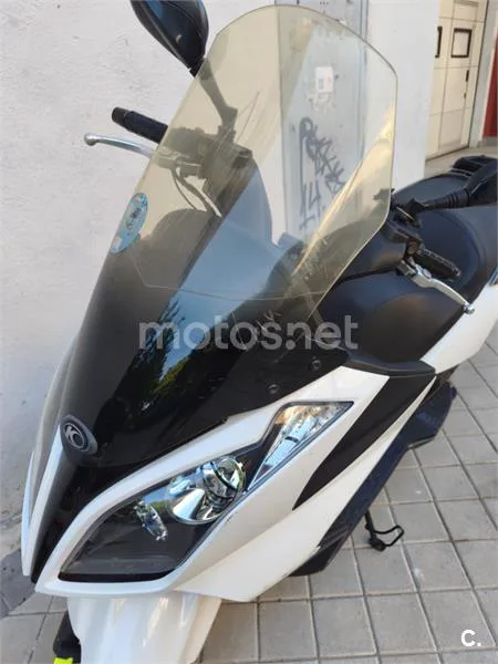 Kymco Super Dink 125 – Vista 6