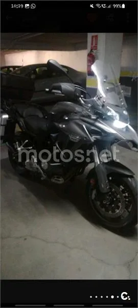 Benelli TRK 502 – Vista 3