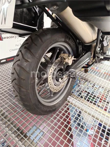 Triumph Tiger 800 – Vista 14